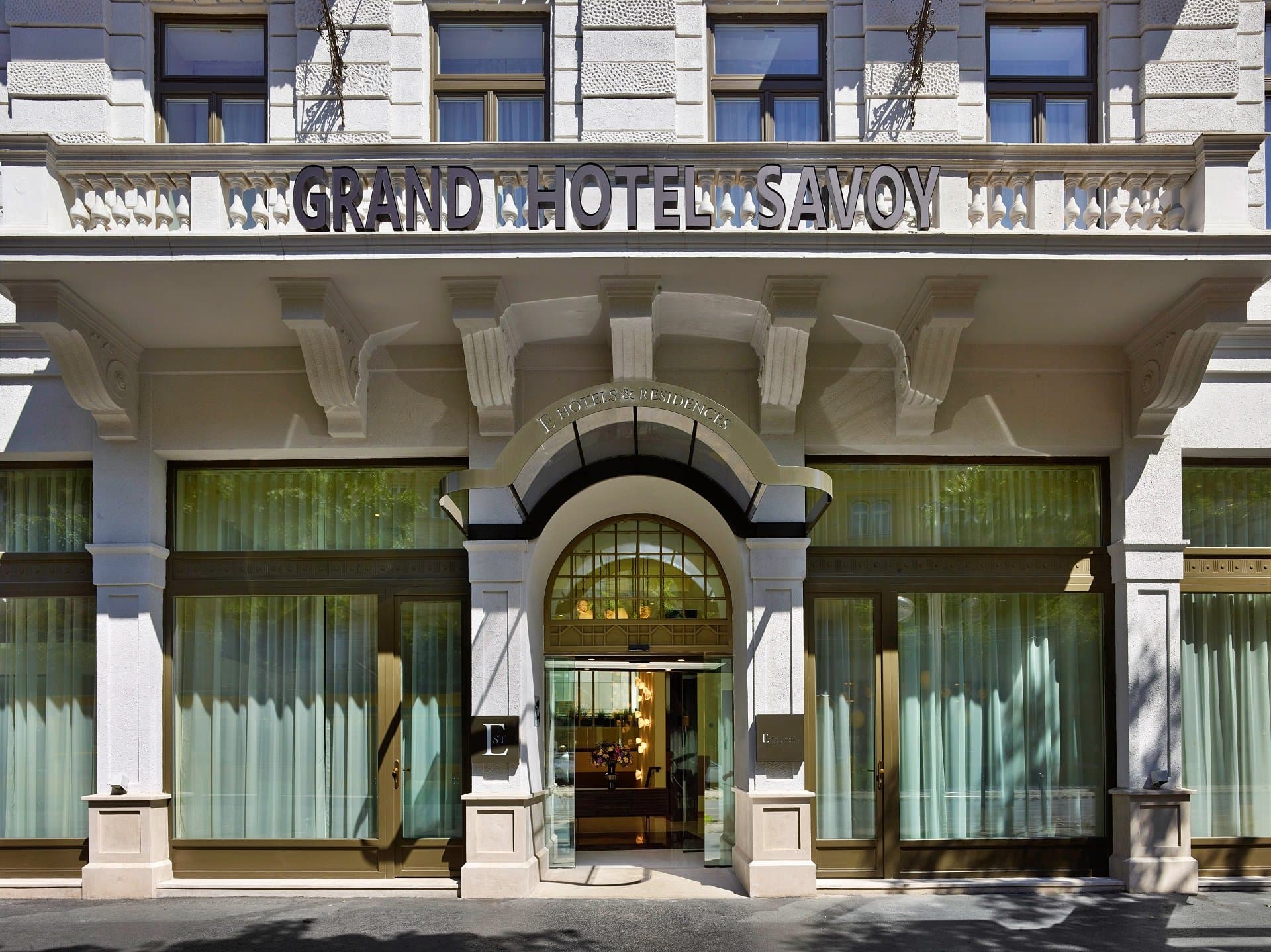EST Grand Hotel Savoy foto 2