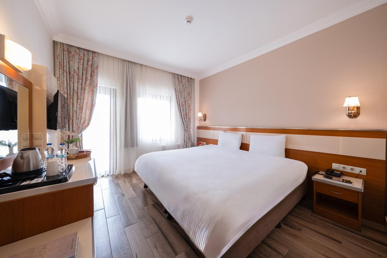 Iris Hotel & Spa foto 2