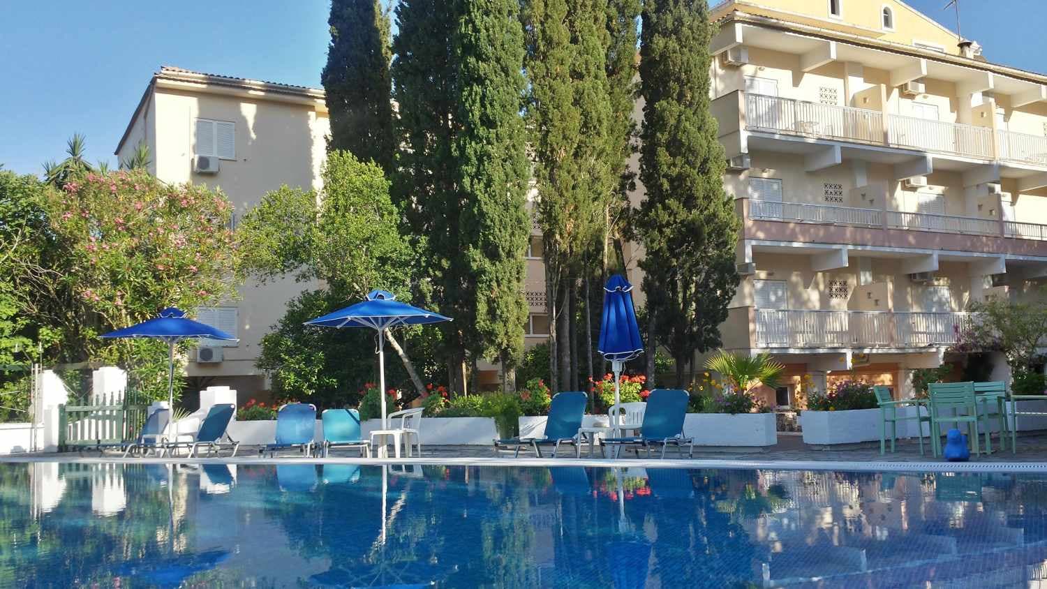 Ipsos Beach Hotel foto 3