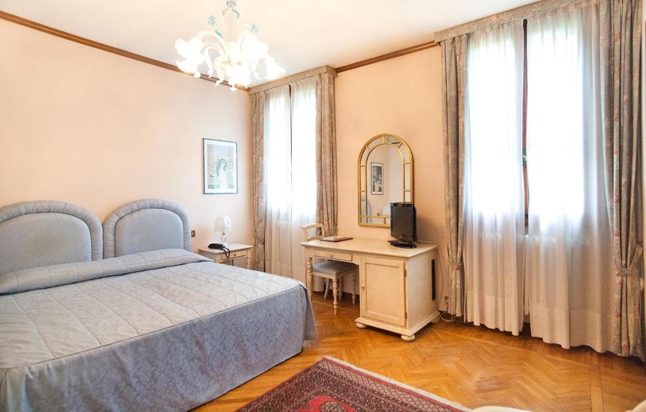 Villa Giustinian foto 2