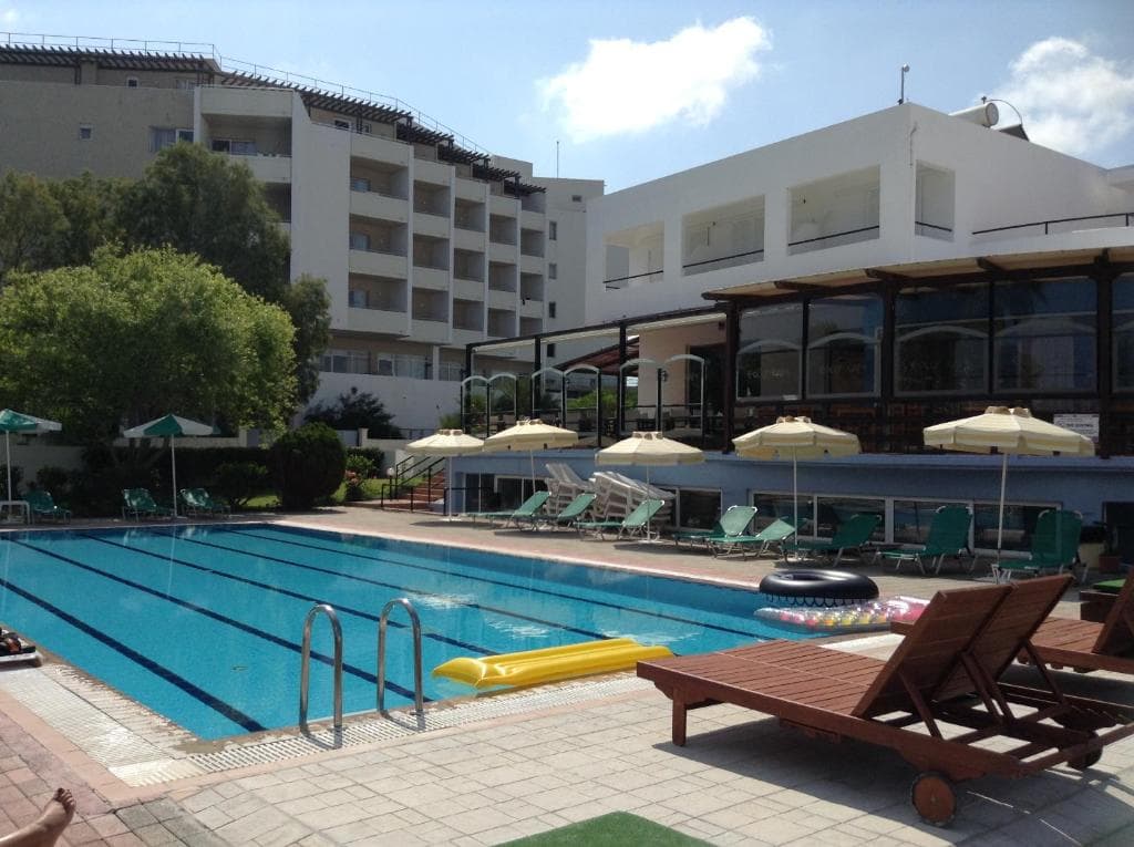Pylea Beach Hotel foto 1