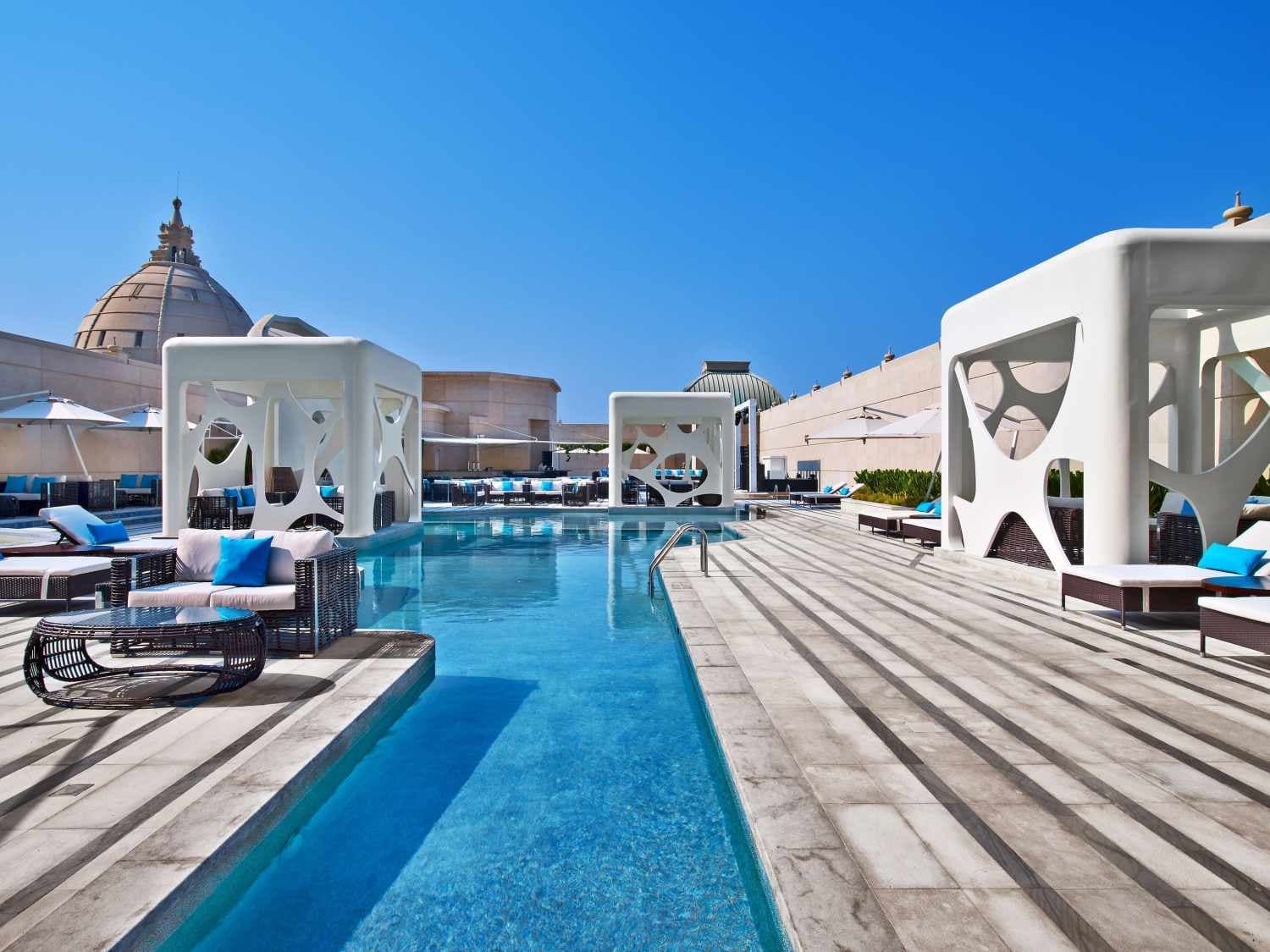 V Hotel Dubai Curio Collection by Hilton foto 4