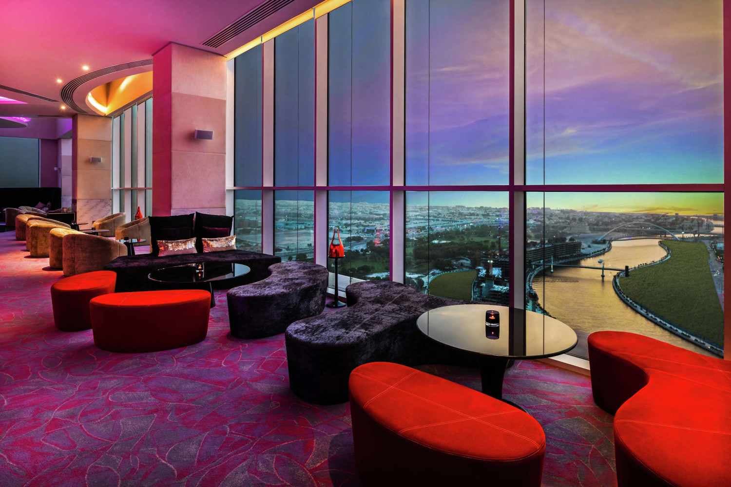 V Hotel Dubai Curio Collection by Hilton foto 3
