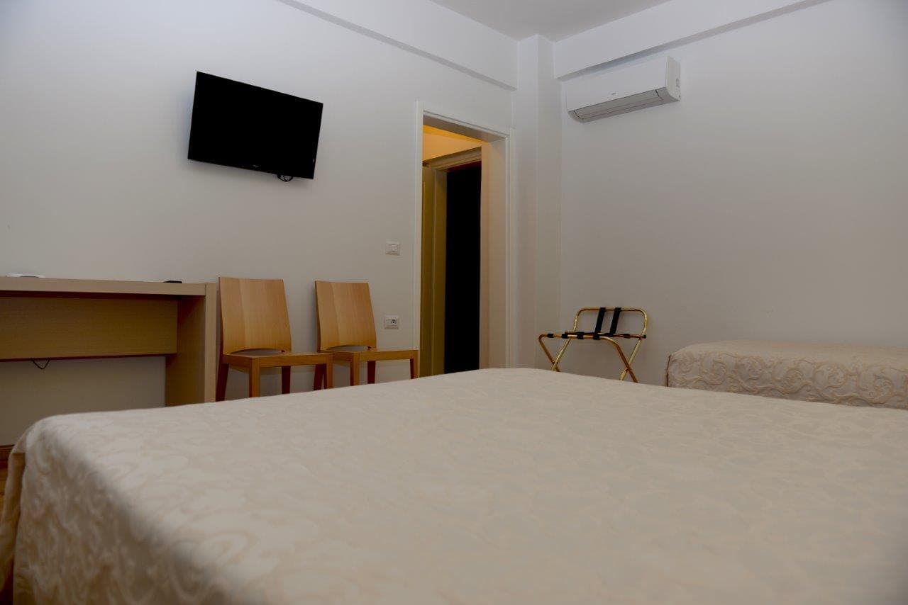 Grand White City Hotel foto 4