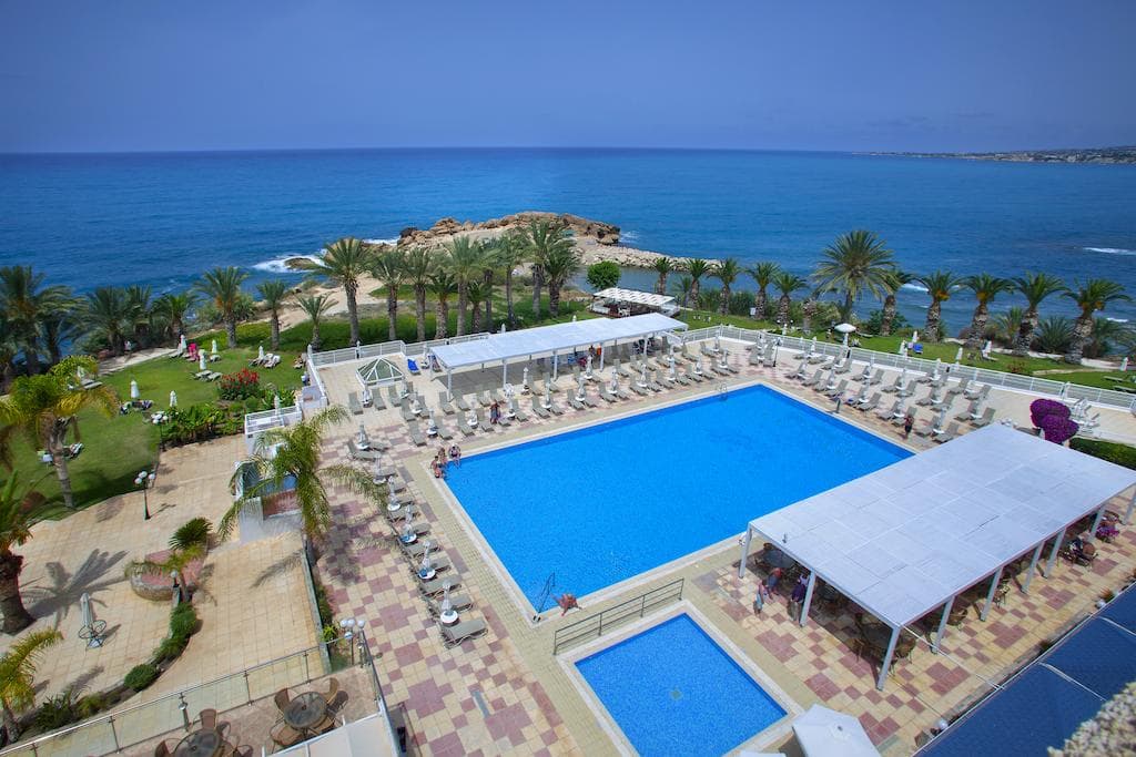 Queen's Bay Hotel foto 1