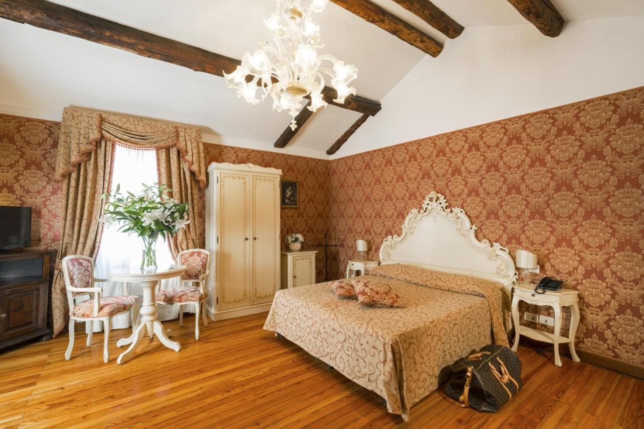 Palazzo Guardi foto 1