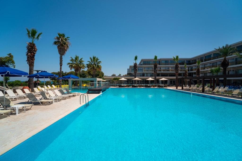 All Senses Ocean Blue Seaside Resort & Spa foto 1